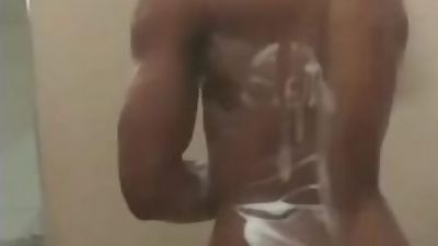 Body_by_Brandon jerking off and nutting in a public gym, Big Cock, Masturbating, Gay