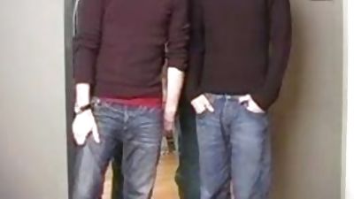 3 z8 3, Masturbating, Gay