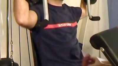 Gets wanked until cumshot (French str8 firefighter serviced his big cock), European, Cumshot, Handjob, Keumgay