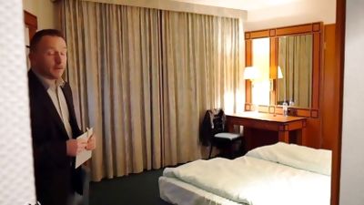 Master vs room service, Blowjob, Handjob, Old And Young