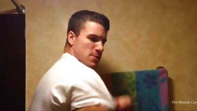 Muscular John, Amateur, Solo, Muscle