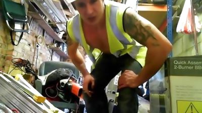 Dirty talking builder alpha master, Amateur, Handjob, Masturbating