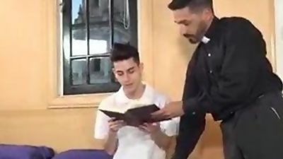 Daddy bareback a twink, Old And Young, Gay, Bareback