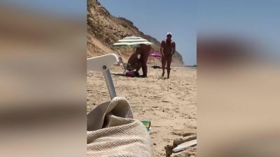 Geile Typen am Strand, Bikini, Blowjob, Handjob