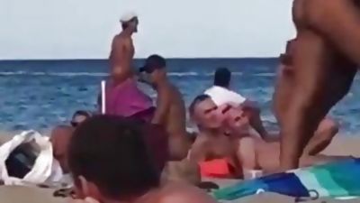 Les trois musquetaires, Gay