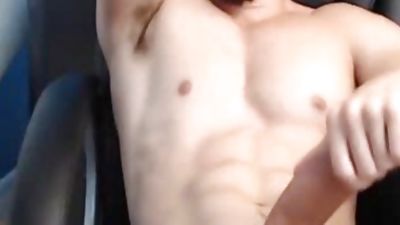 pumped up Hunk shoots large Loads In His Own face gap, Amateur, Big Cock, European, Gay