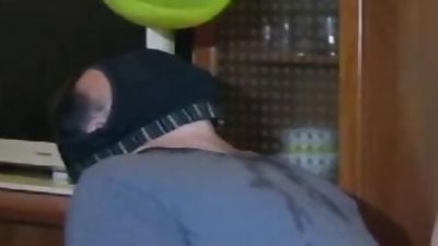 Extreme pissing from master to slave, European, Swallow, Bears