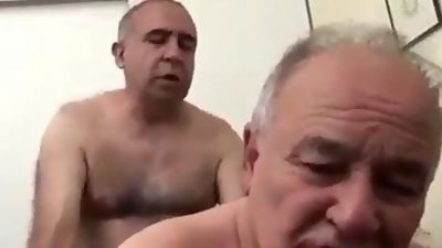 Ezequiel fucks grandpa, Gay