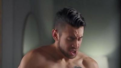 Hot gaybor gets fucked, Big Cock, Bareback, Muscle, Dante Colle, Reese Rideout