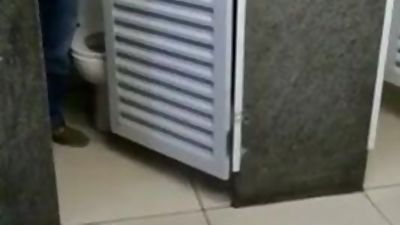 EN EL SERVICIO DEL CENTRO COMERCIAL, Blowjob, Handjob, Old And Young, Gay