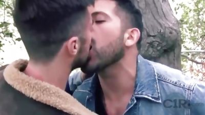 Cruissing Guys, Big Cock, Gay, Bisexual, Mike De Marko