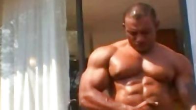 Powermen - Ismael Claro & Godoy Alias Ped, Muscle