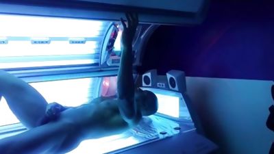 Sun Tan with the Fun Hand 2, Black, Masturbating, Muscle