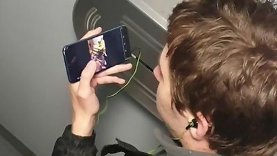 Lad wanking off in toilets, Masturbating, Gay, Twinks