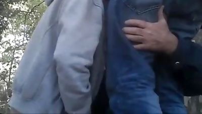 bonne suce a 3 dans les bois, Amateur, Blowjob, Outdoor