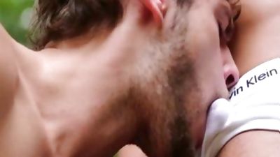 Latin homo Outdoor And Facial, Blowjob, Cumshot, Facial, Gay