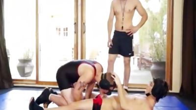 coach Gives intimate(s) Lessons, Sport