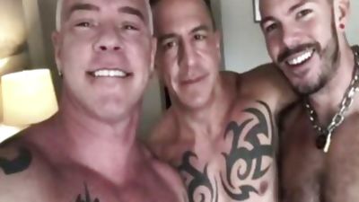 bare trio Sextape, Threesome, Bareback