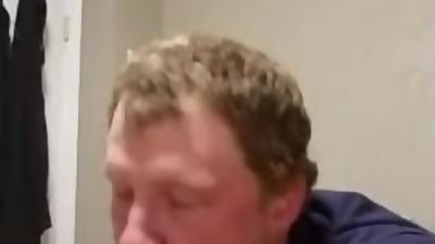 Straight repairman sucks huge cock, Amateur, Big Cock, Blowjob, Gay