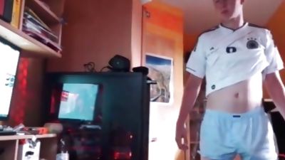 Webcam Soccerboy Cums, Amateur, Masturbating, Webcam, Gay