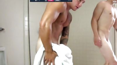 hot guyd shower, Gay, Daddies, Muscle