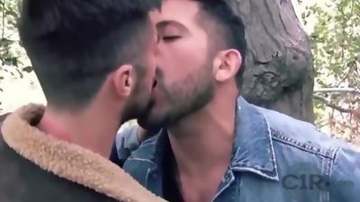 Cruissing Guys, Big Cock, Gay, Bisexual, Mike De Marko