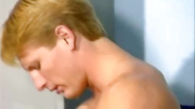 Cock Sucking Muscled Men Inside The Locker Room, Blonde, Vintage, Gay, Big Muscles Big Cocks