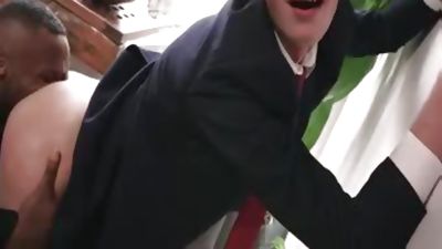 Gentlemen 27 : Corporate Exploitation, Anal, Blowjob, Cumshot