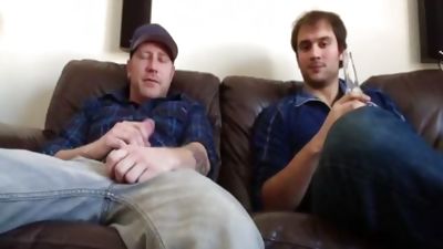 Straight Ship Worker Looking For Fmm 3some assents To Masturbate To Porn No cum Hidden cam, Hidden Cam, Masturbating, Threesome