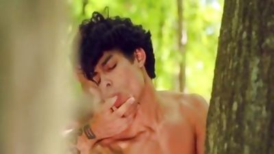 Austin Wolf bare, Rough, Austin Wolf