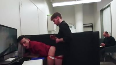 dudes In Public 42: Front Office - American First Time, Brunette, Muscle, Doggystyle