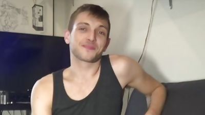 deux minet francais se baisent bareback avec leur grosse bite, European, Deepthroat, Gay