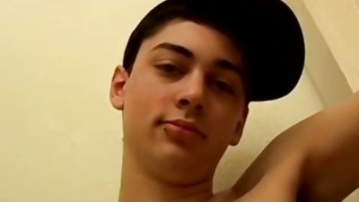 Straight twinky Noah jerking it off all alone, Amateur, Masturbating, Solo, Straight Naked Thugs
