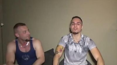 The french daddy JEFF BARAN fucked by LEO REX Bareback in PARIS for crun, Amateur, Blowjob, Gay