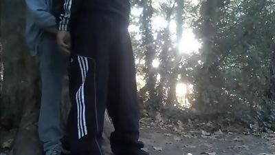 je me prend une bite devant et une derriere hummm trop bon, Amateur, Masturbating, Outdoor