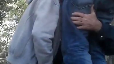 bonne suce a 3 dans les bois, Amateur, Blowjob, Outdoor