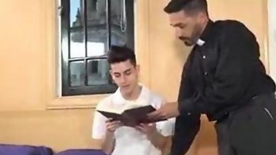 Daddy bareback a twink, Old And Young, Gay, Bareback