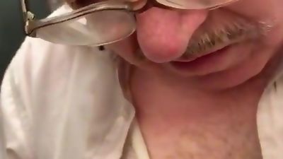 Maduro en public toilete, Handjob, Masturbating, Gay, Public