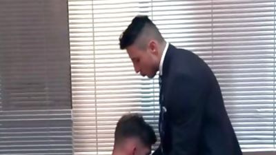 Klien Kerr nailing while On The Phone, Muscle, Hunks, Office