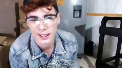 warehouse worker cum right on the floor, Gay, Muscle, Twinks