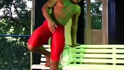 streptease de el chavo musculoso, Big Cock, Masturbating, Solo