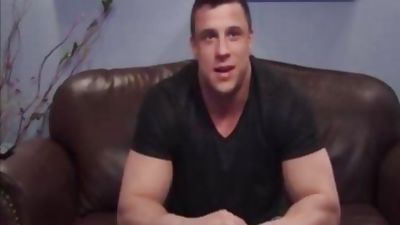 Stockbar Lukas, Solo, Sperm, Poses