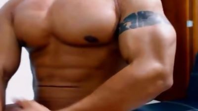 Otro Latino Muy Musculoso Con Un Gran Rabo Y Un Trasero CaÃƒÂ±ero., Big Cock, Gay, Muscle