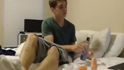 Straight boy using butt plugs, Amateur, Ass, Masturbating, Butt Plug