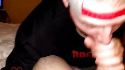 Hung Guy Gets Head In a Hotel Room, Blowjob, Deepthroat, Homemade, Gay