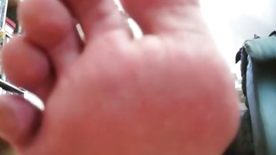 Lick my smelly feet while I jerk off for you, Fetish, Homemade, Jerking