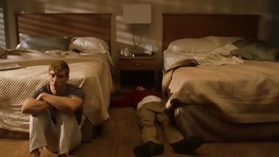 Room 104, Handjob, Masturbating, Gay