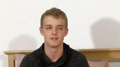 Young UK homo Ash Williams strokes his massive dick, Amateur, Big Cock, Cumshot, Blake Mason