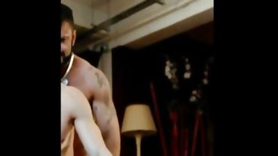 Darius Bottoms For 4 Hours, Hardcore, Gonzo