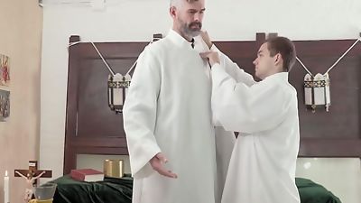 Religious twink spreads legs for balls deep and bare railing, Big Cock, Blowjob, Legs